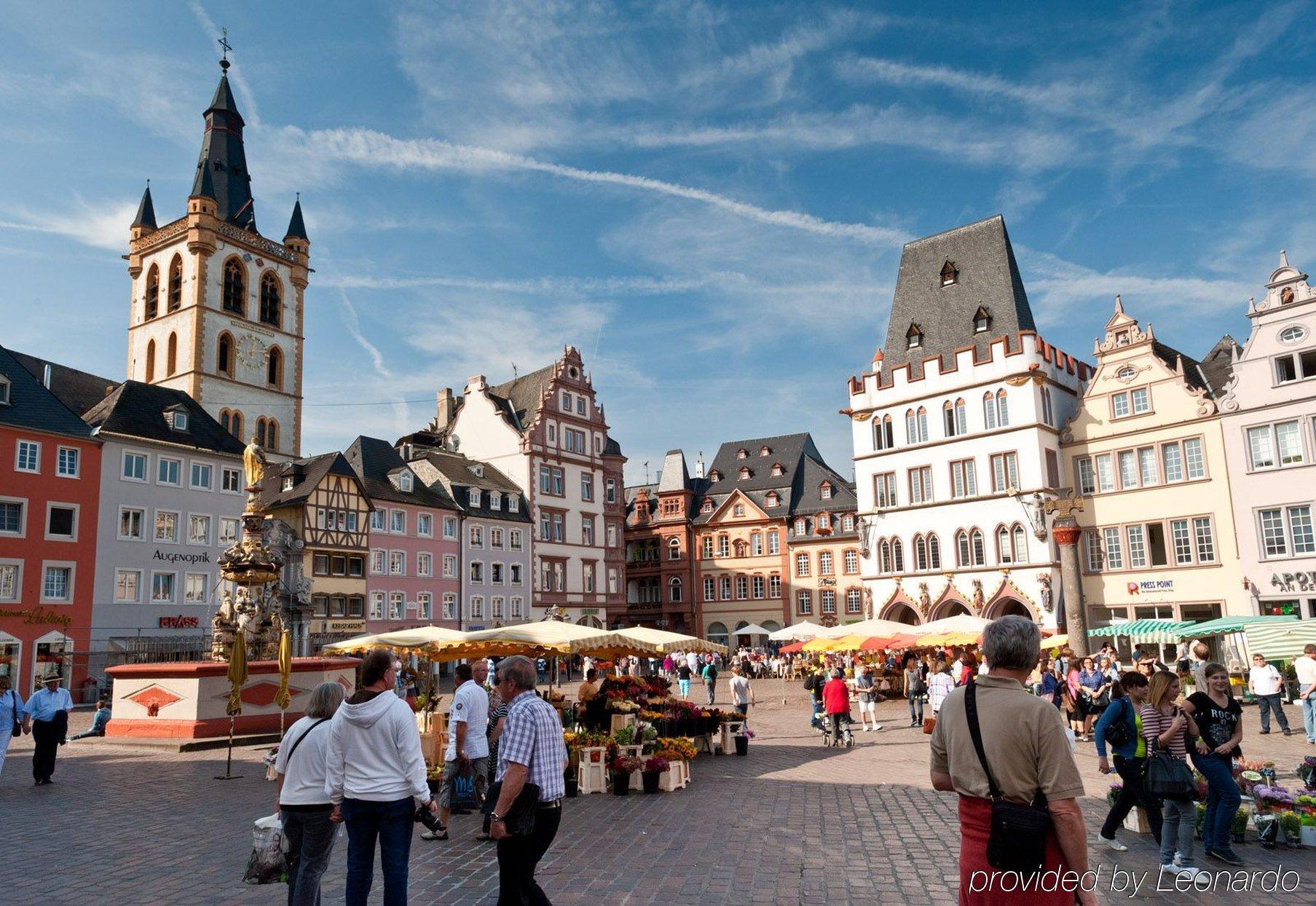Hotel Deutscher Hof Трир Экстерьер фото