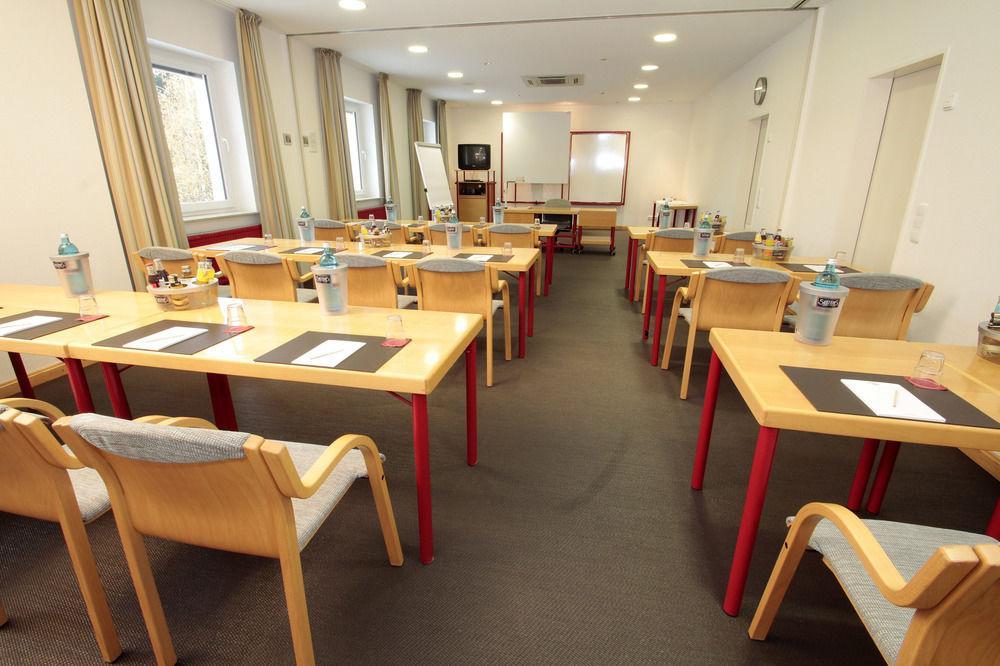 Hotel Deutscher Hof Трир Экстерьер фото