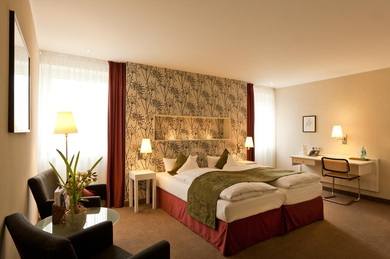 Hotel Deutscher Hof Трир Экстерьер фото
