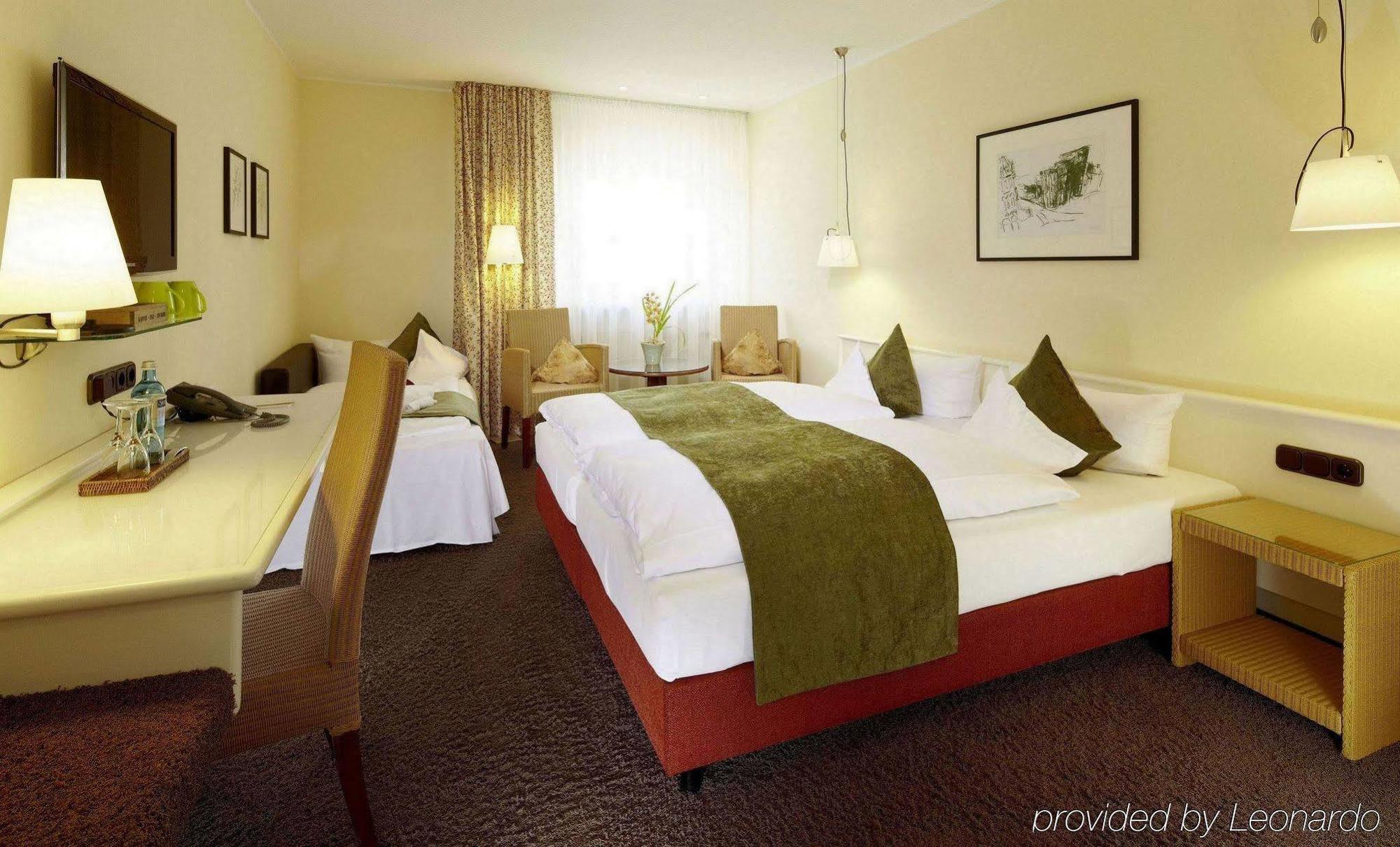 Hotel Deutscher Hof Трир Номер фото